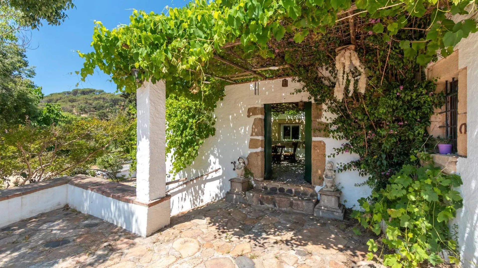 Contacten van Masia Can Garriga, Apartament Avia